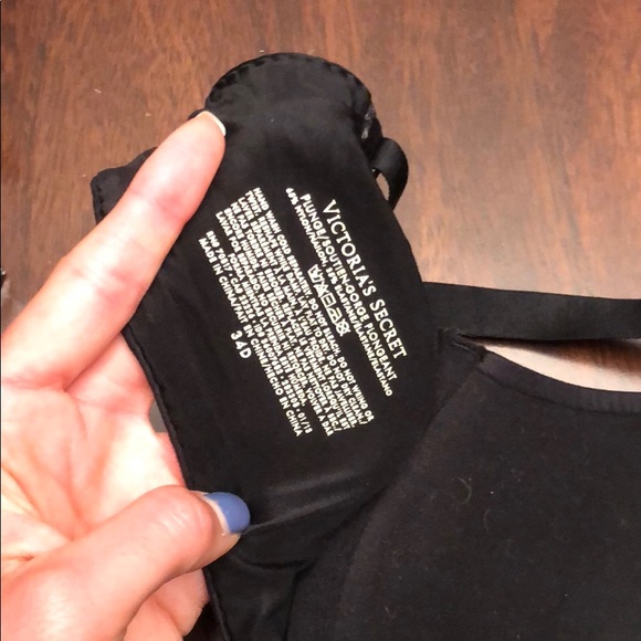 Victoria Secret Very Sexy Push-up Bra - Picture 3 of 3